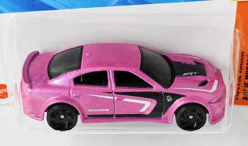 Hot Wheels - 20 Dodge Charger Hellcat Rosa